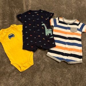Lot bundle of 3 infant boys onesie rompers size 6 month and 6-9 months